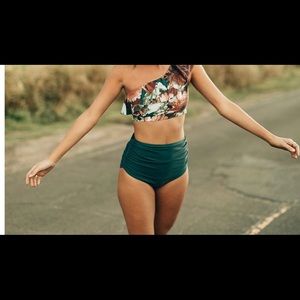 Albion Steel Blue Ruched High-waisted bottoms